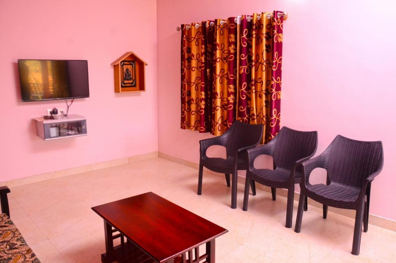 Coorg Girinivas Homestay 102 Madikeri Exterior foto